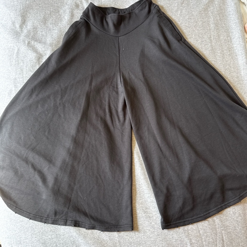 La Femme wide leg pants-Medium